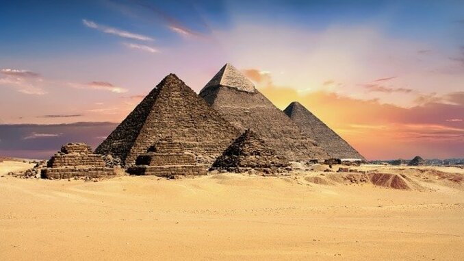 Situs Piramida Giza Wajib Dikunjungi Saat Berlibur ke Mesir